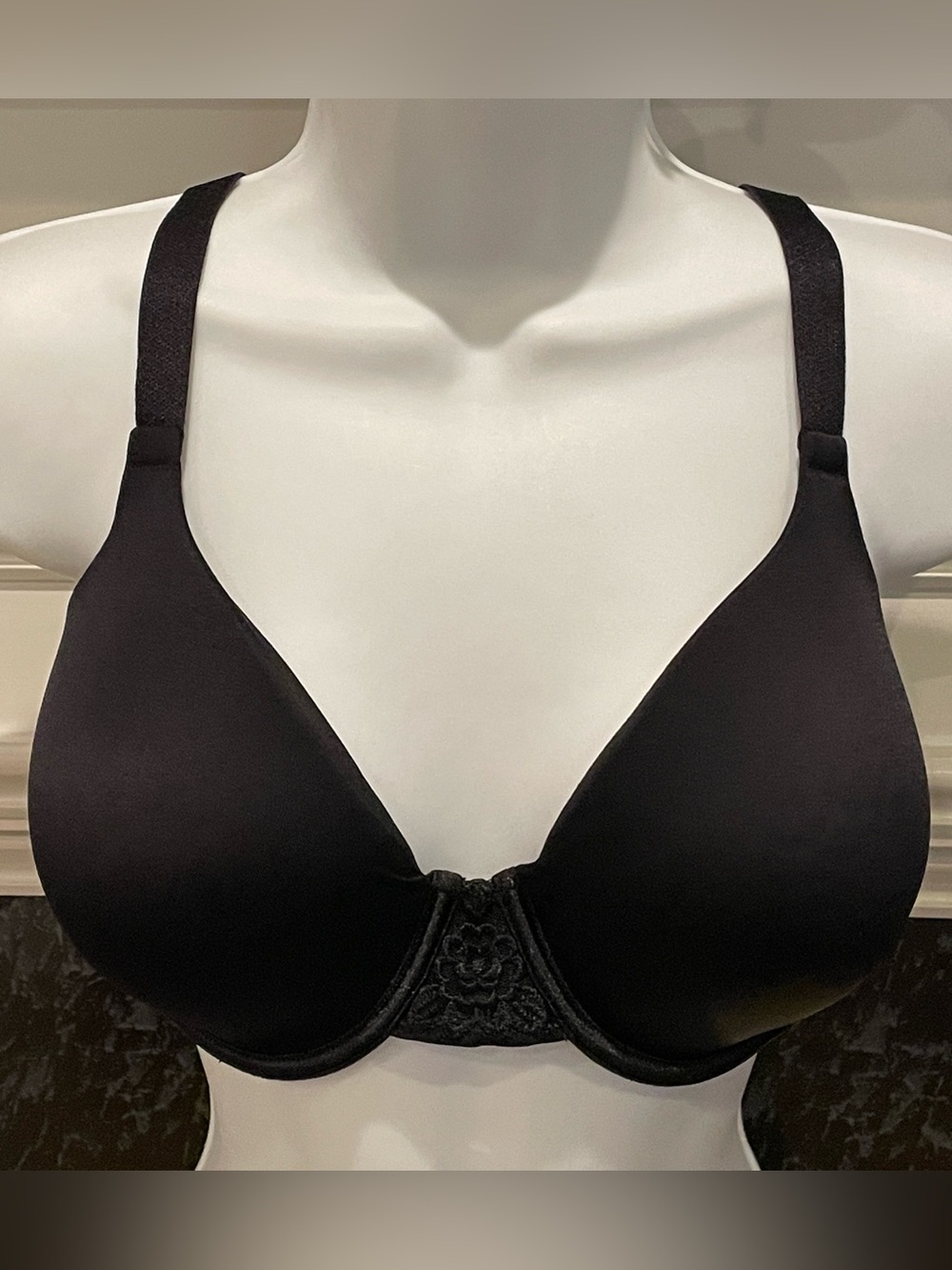 Vanity Fair Beautiful Benefits Underwire Lightly Padded Bra